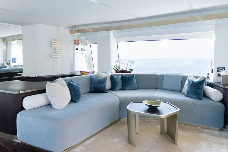 Upper deck salon