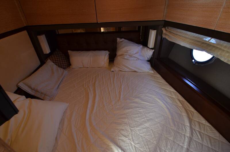 Guest cabin