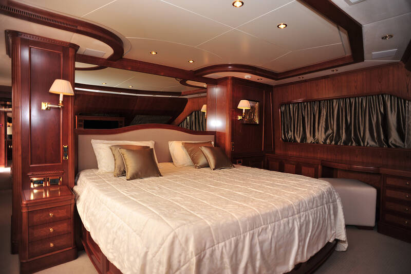 Owner's cabin on main deck