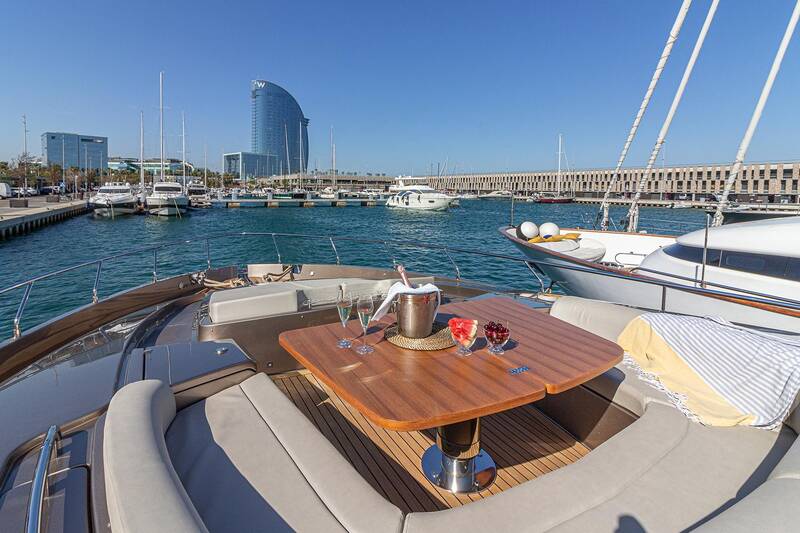 Lounge area on bow