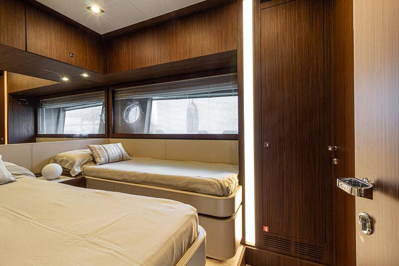 Guest cabin