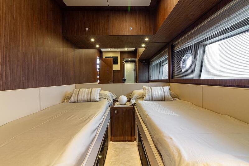 Guest cabin