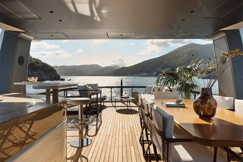 Flybridge