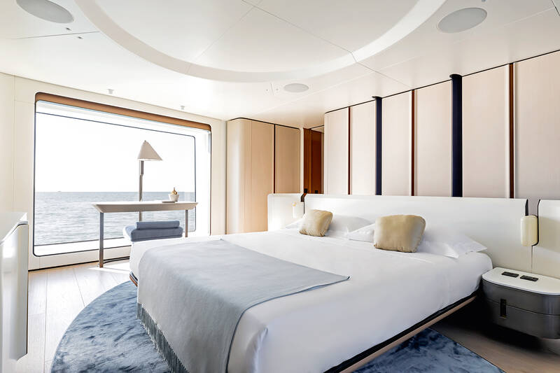 Owner's suite on main deck
