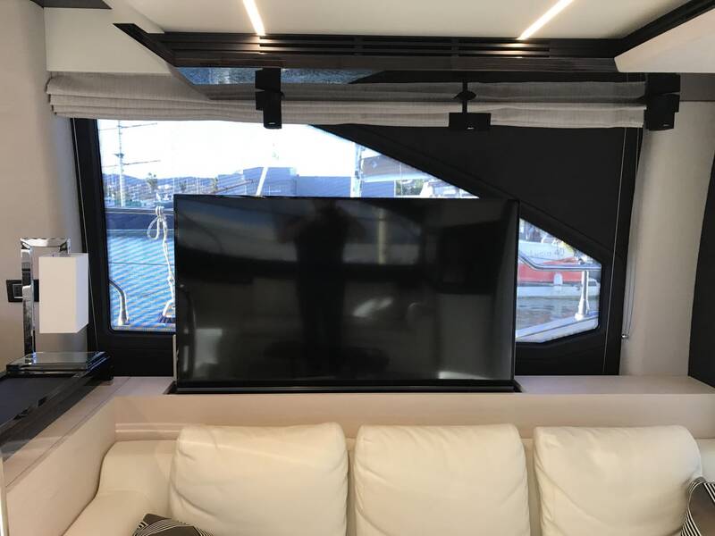 Azimut 66 2017