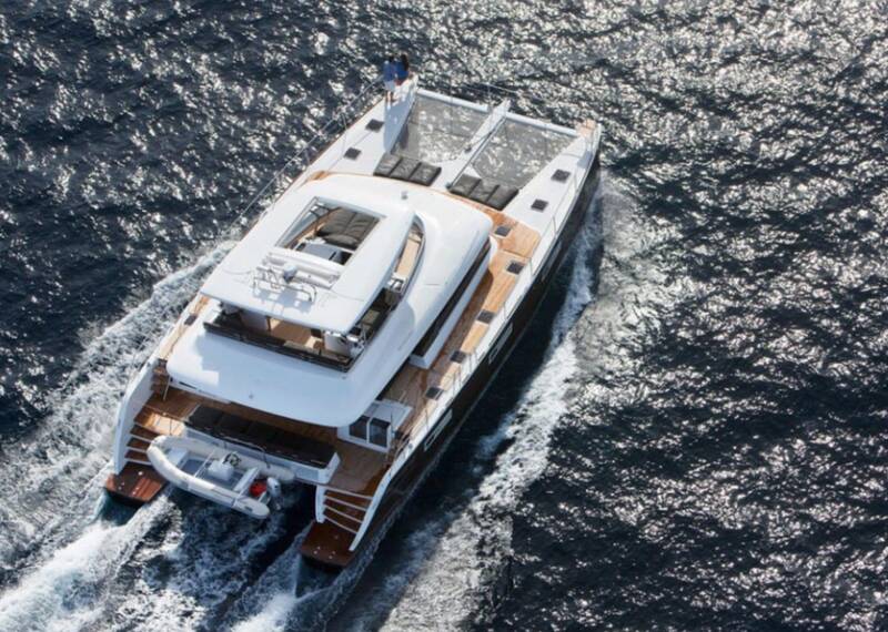 Exterior M/Y LONG MONDAY 