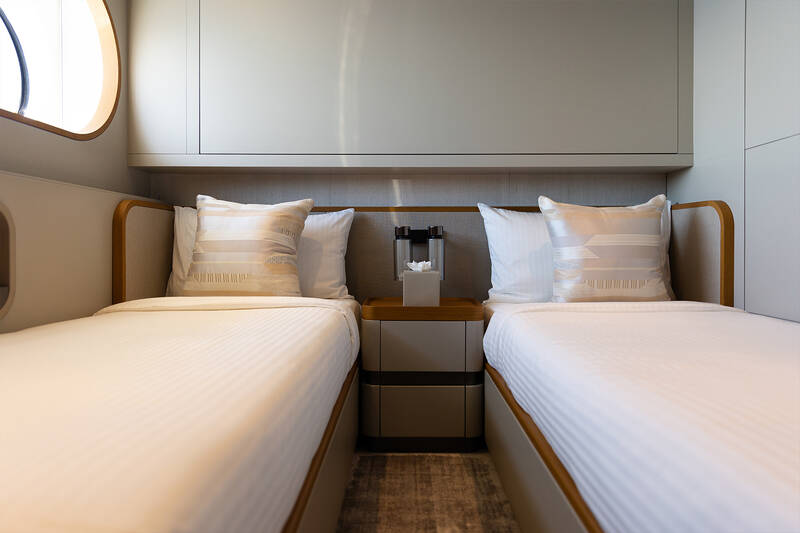 Port guest cabin
