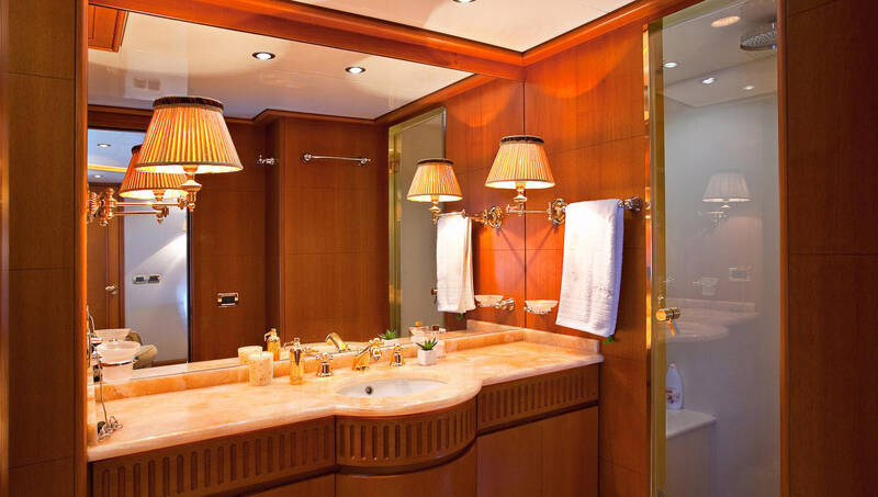 Rodriquez 38m M/Y APOLA