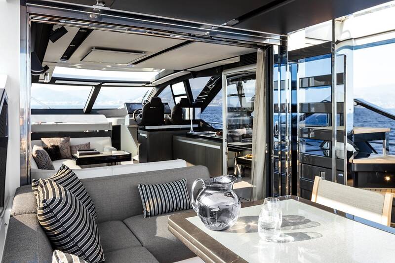 Cockpit and salon