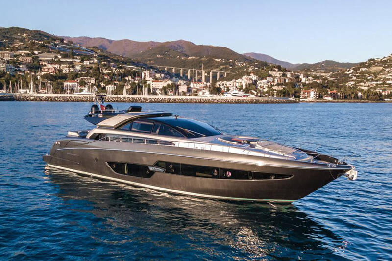 Экстерьер Riva 88