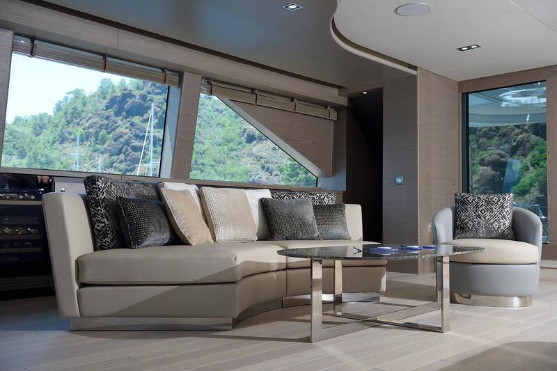 Sofa in salon