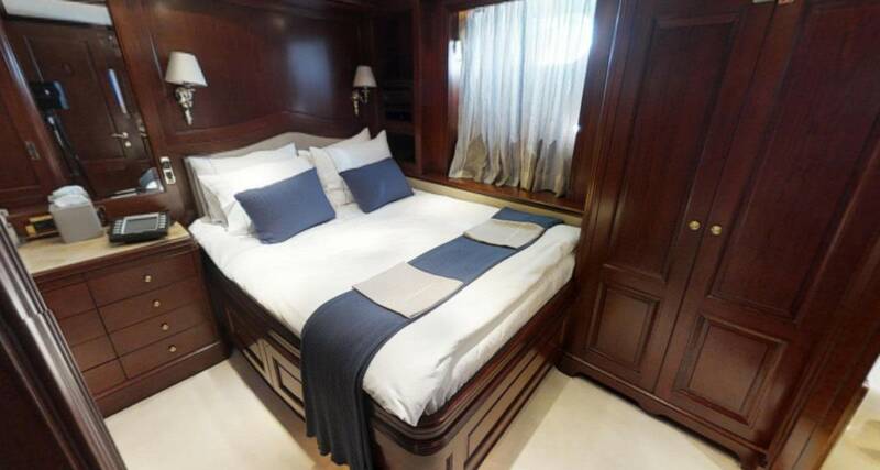 Guest cabin